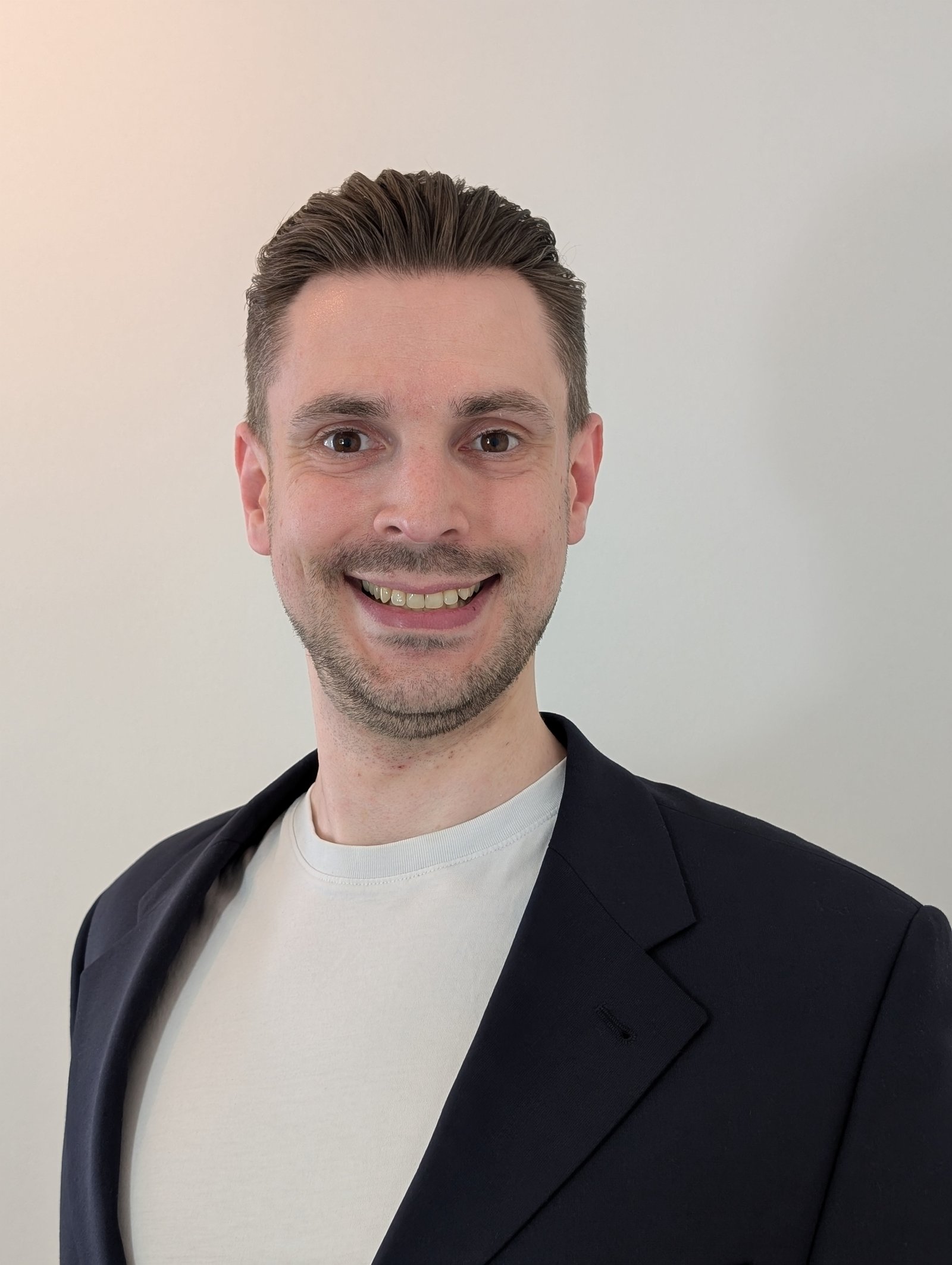 Portraitfoto von Kevin-Alexander Grewe
